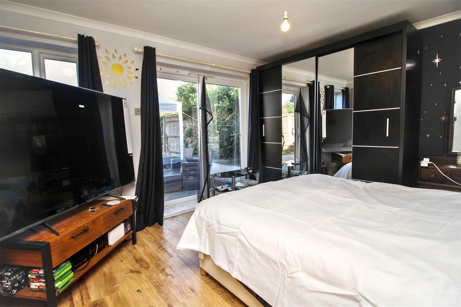 Thicket Road, Tilehurst, Reading